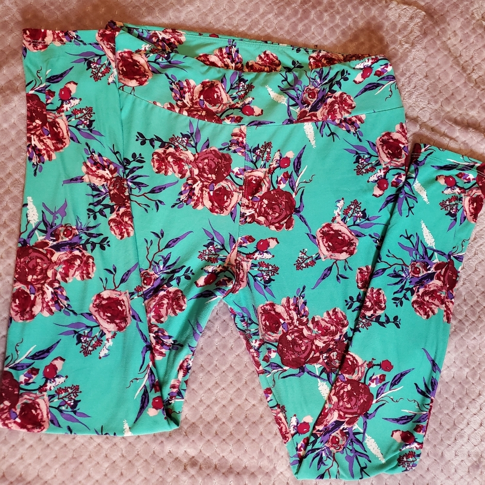 Lularoe floral leggings